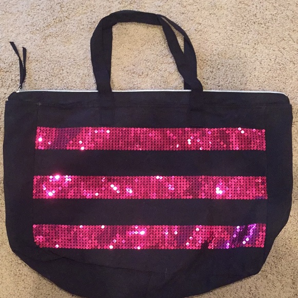 Victoria Secret Overnight Bag - Picture 2 of 2